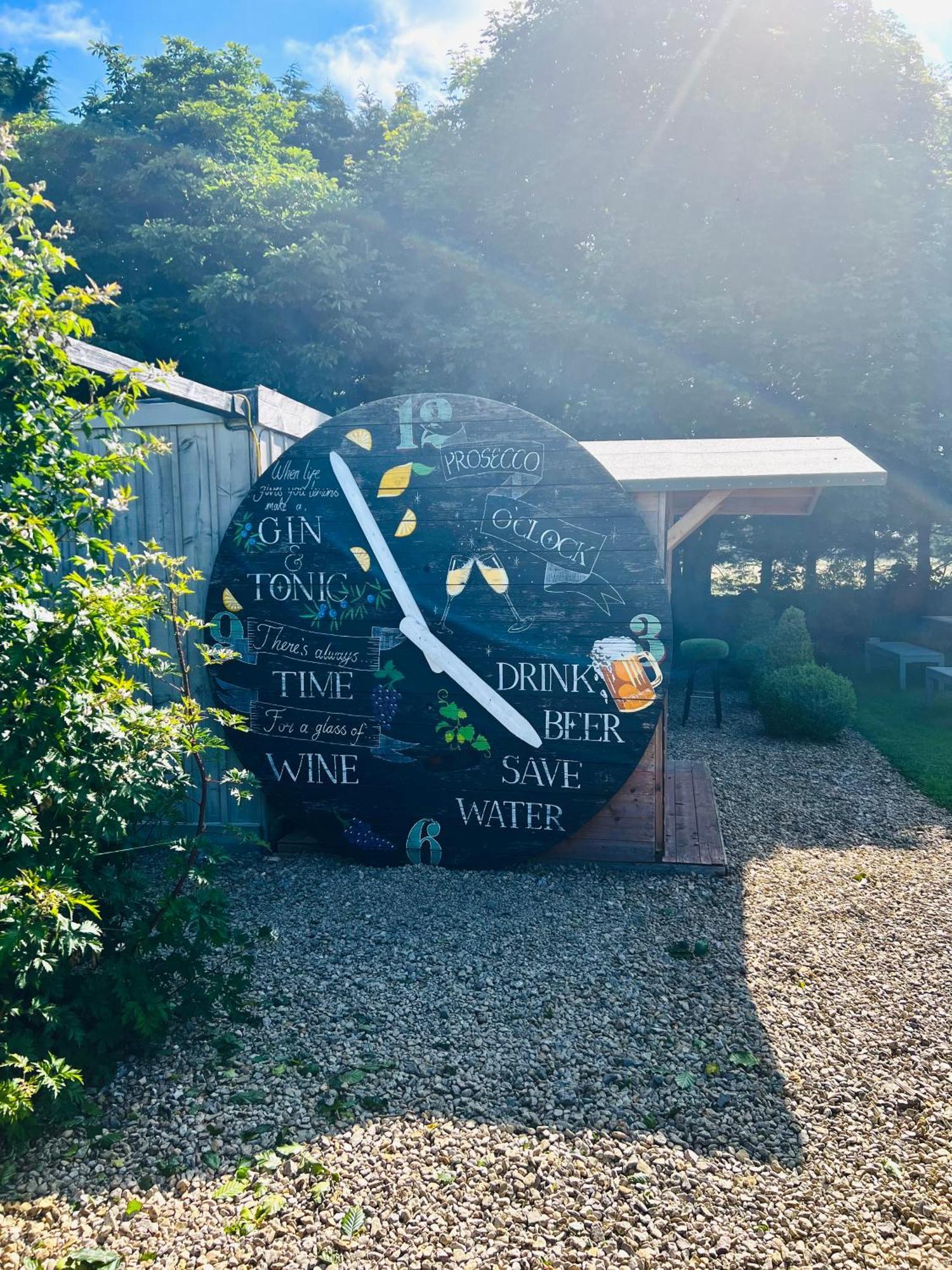 ホテル The Ragged Cot Minchinhampton エクステリア 写真